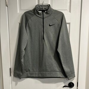 Nike Men’s Dri-Fit Half Zip in Grey Size Large